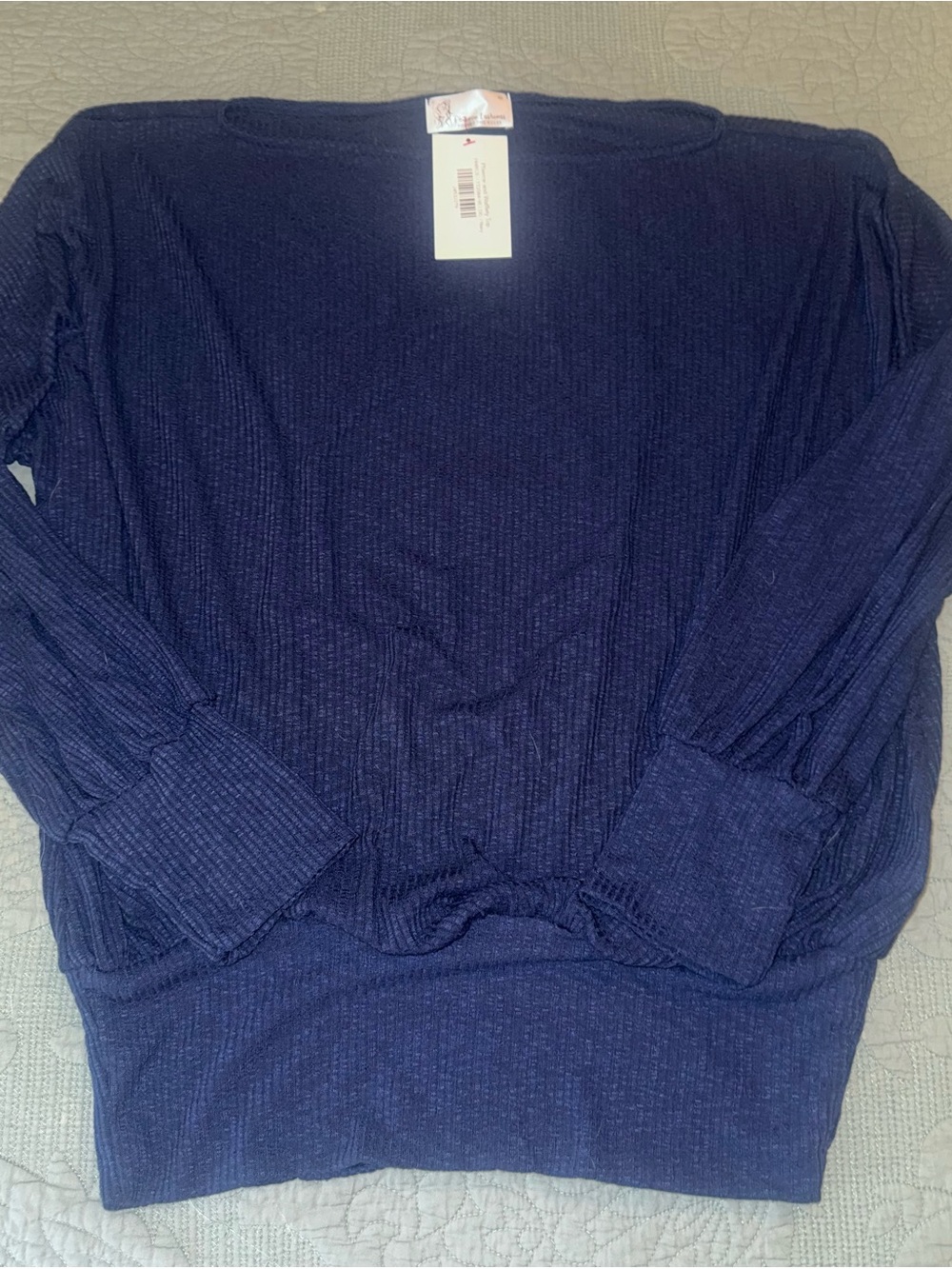 Phierce Fashions Navy Ribbed Waffle Top NWT - Picture 2 of 3